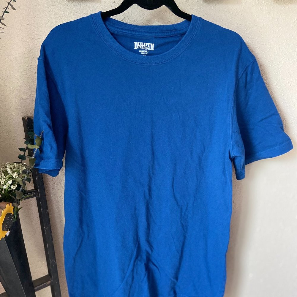 4/$20 Duluth Blue Long Tail Tee Trim Fit M